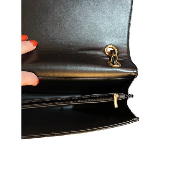 Small Black Purse Faux Leather Convertible Crossbody Chain Strap 3 Compartments - Picture 8 of 8